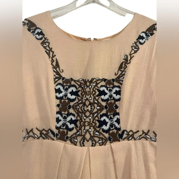 Anthropologie Korovilas Yulia Creamy Thick Knit Embroidered Mini Dress Sz 4 - Picture 3 of 10